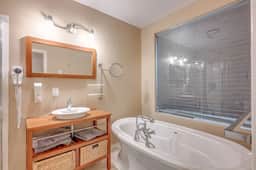 Alpina Condo 3209 | Cozy Retreat in St-Sauveur - Image 3