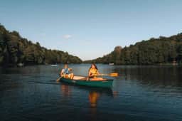 Fiddler Lake 72 | Private spa | Pool, Lake & Kayak - Image 5