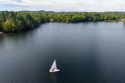 KazaLutins | Private Beach | Private Dock & Kayak - Image 4