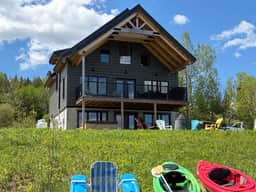 Le Cerf | Lakefront, Private Spa, Games & Kayaks - Image 3