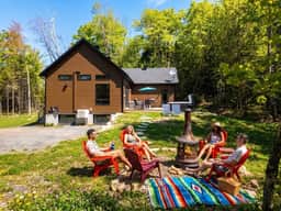 Roitelet | Spa & Pool table | Lac Carling & Kayak - Image 2