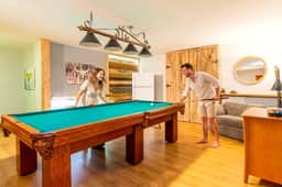 Villa Alpine | Private Spa & Pool Table | BBQ - Image 5