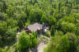 Villa Alpine | Private Spa & Pool Table | BBQ - Image 3
