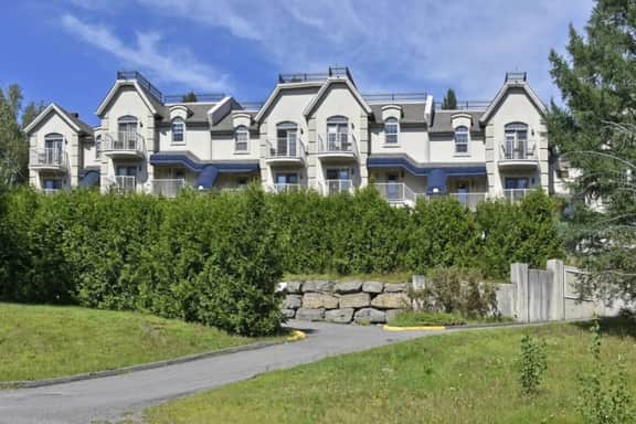 Condo Alpina – 3105 | Cozy Retreat in St-Sauveur - Image 5