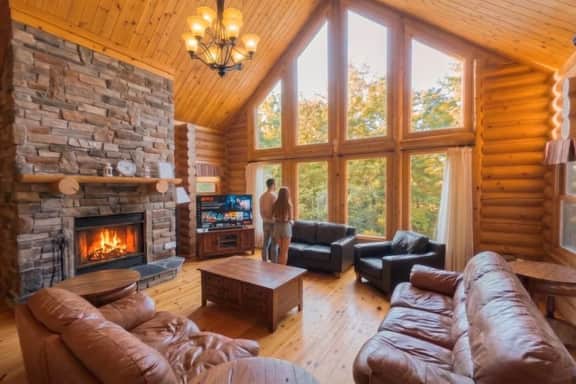 Fiddler Lake 72 | Private spa | Pool, Lake & Kayak - Image 2