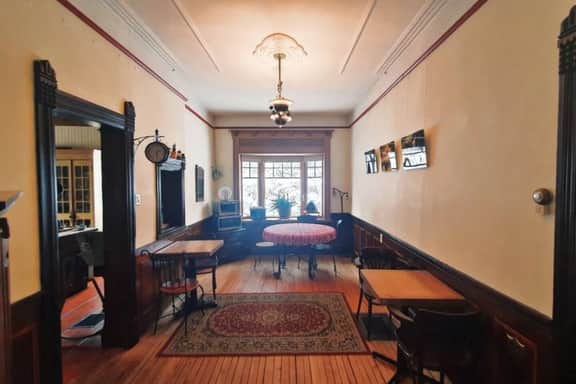 The Cineast Blue Room at Le Salon des Inconnus - Image 4